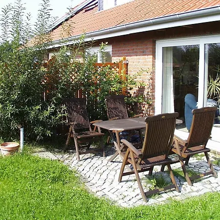 Ferienhaus Behrendt *